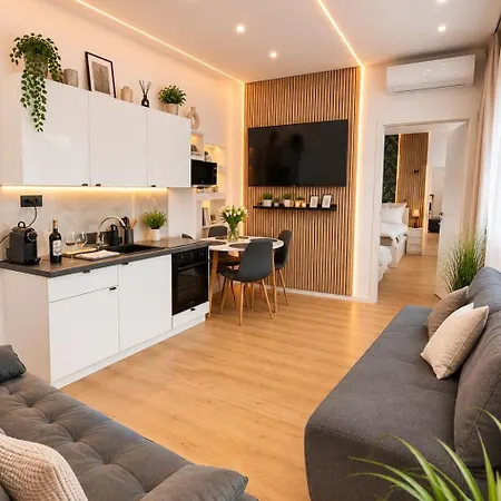 Apartman Vibe S37 Modern & Garden