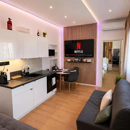 Apartman Vibe S37 Modern & Garden